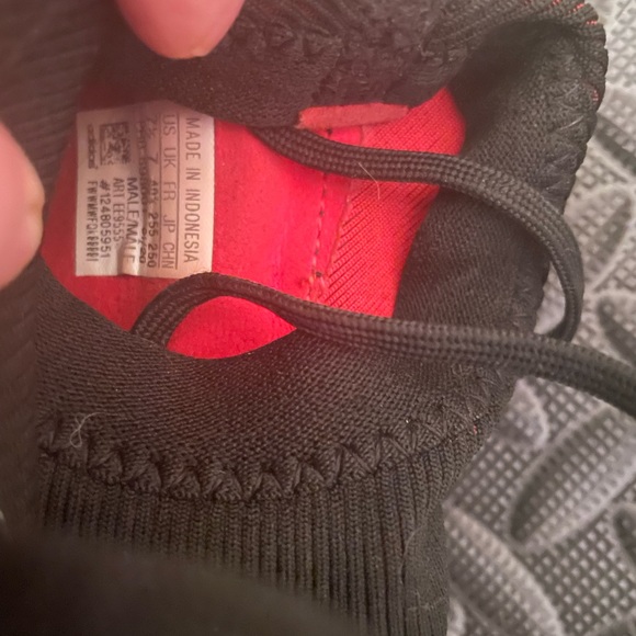 Boys Soccer cleats - Picture 4 of 4